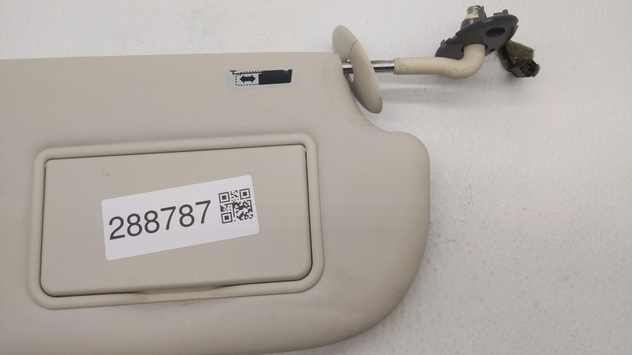 2017 Ford Escape Sun Visor Shade Replacement Passenger Right Mirror Fits Fits 2013 2014 2015 2016 2018 2019 OEM Used Auto Pa