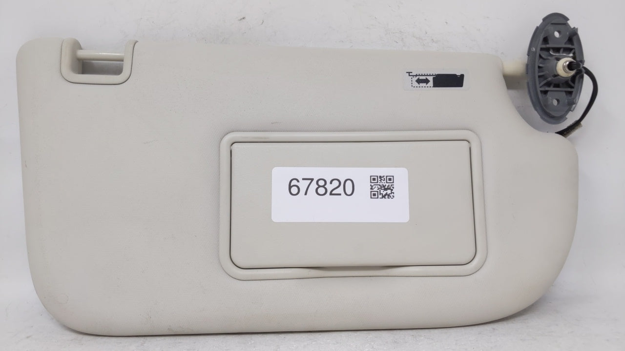 2017 Ford Escape Sun Visor Shade Replacement Passenger Right Mirror Fits Fits 2013 2014 2015 2016 2018 2019 OEM Used Auto Pa