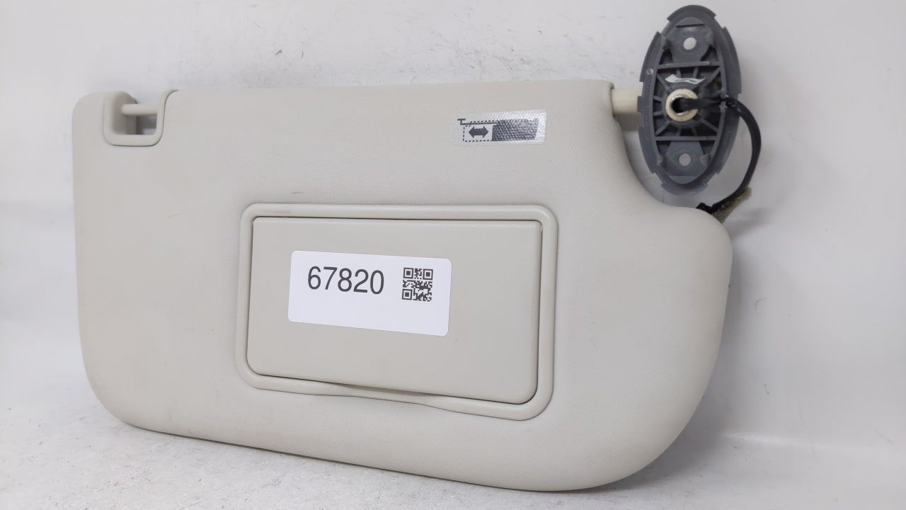 2017 Ford Escape Sun Visor Shade Replacement Passenger Right Mirror Fits Fits 2013 2014 2015 2016 2018 2019 OEM Used Auto Pa