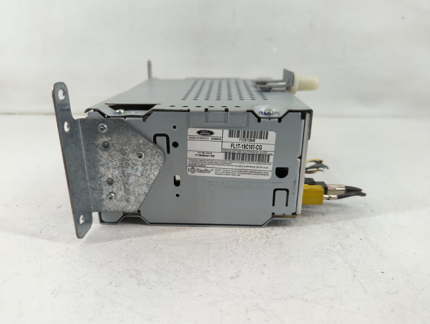 2015-2017 Ford Expedition Radio AM FM Cd Player Receiver Replacement P/N:FK1T-19C107-CG Fits Fits 2015 2016 2017 OEM Used Au