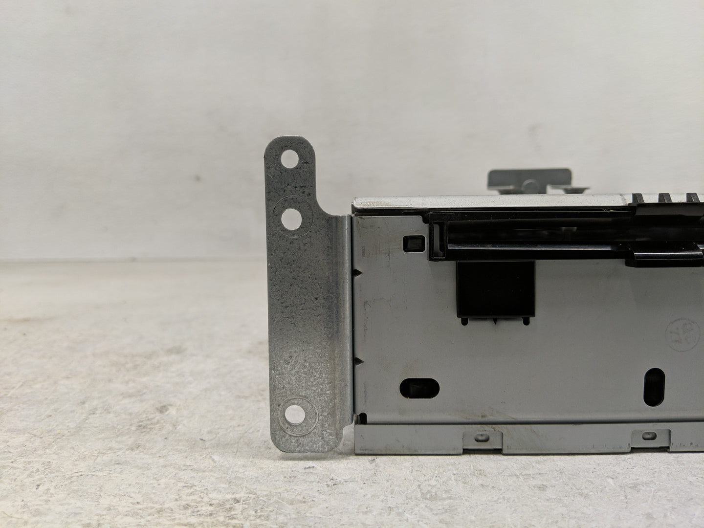 2015-2017 Ford Expedition Radio AM FM Cd Player Receiver Replacement P/N:FL1T-19C107-CG Fits Fits 2015 2016 2017 OEM Used Au