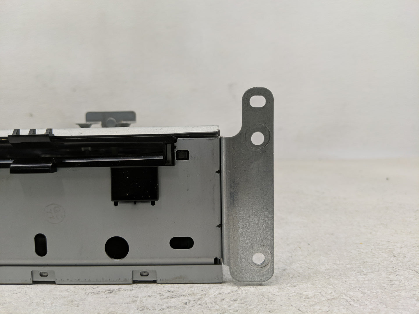2015-2017 Ford Expedition Radio AM FM Cd Player Receiver Replacement P/N:FL1T-19C107-CG Fits Fits 2015 2016 2017 OEM Used Au