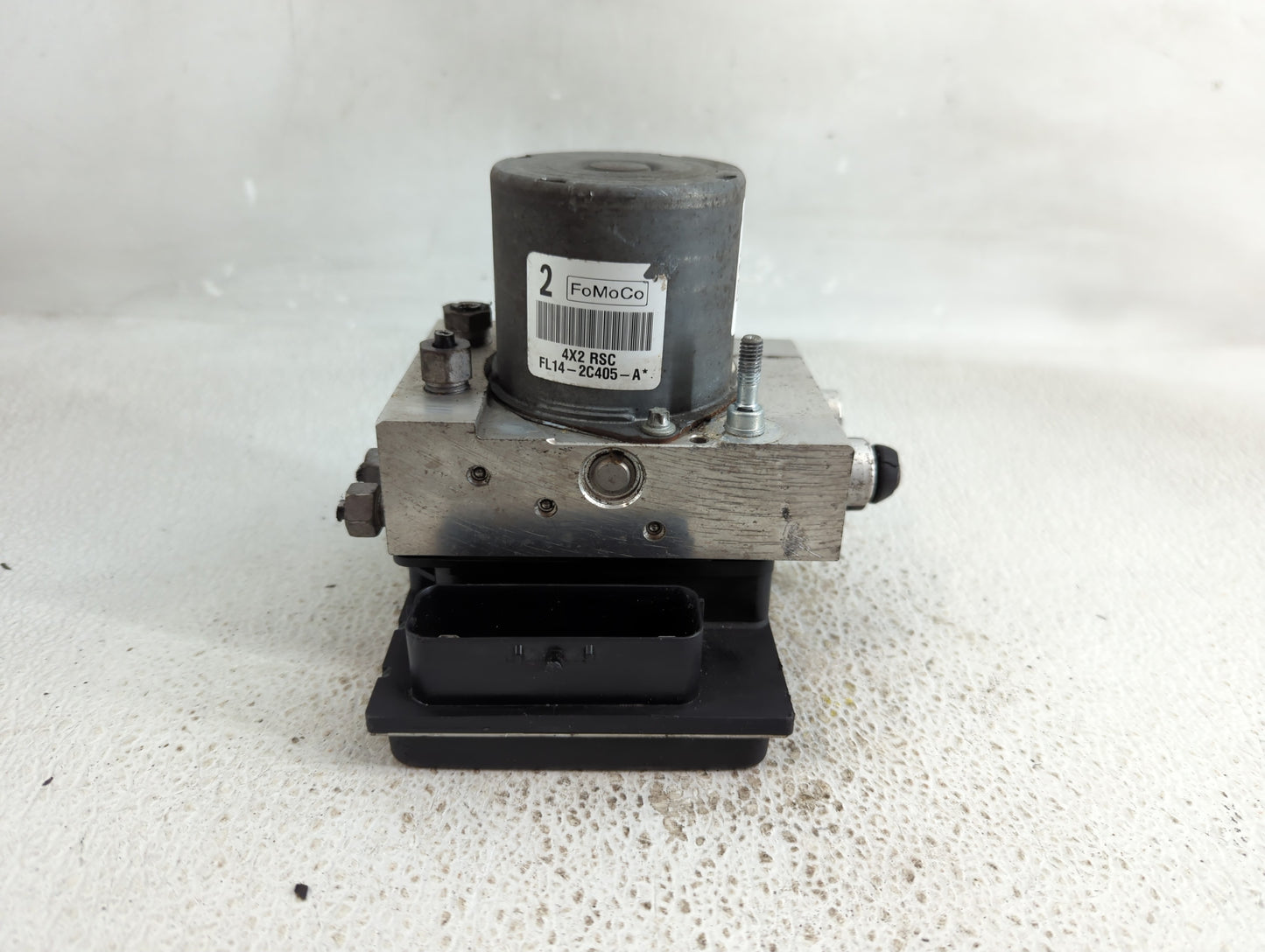 2017 Ford Expedition ABS Pump Control Module Replacement P/N:FL14-2C405-A Fits OEM Used Auto Parts - Oemusedautoparts1.com