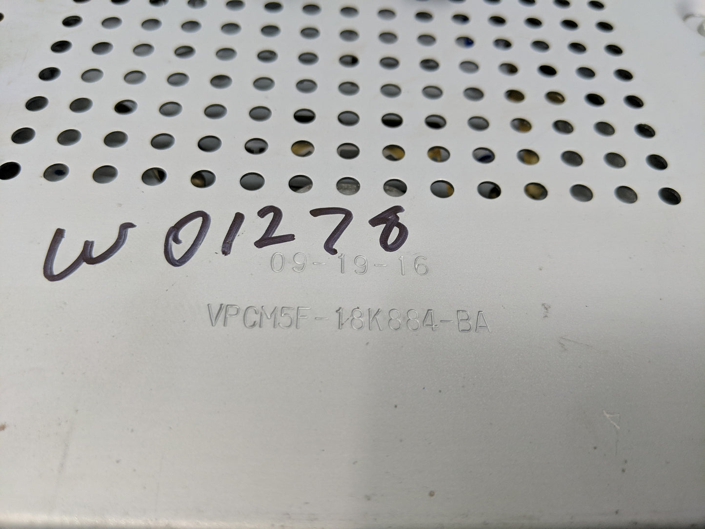2015-2017 Ford Expedition Radio AM FM Cd Player Receiver Replacement P/N:FL1T-19C107-CG Fits Fits 2015 2016 2017 OEM Used Au