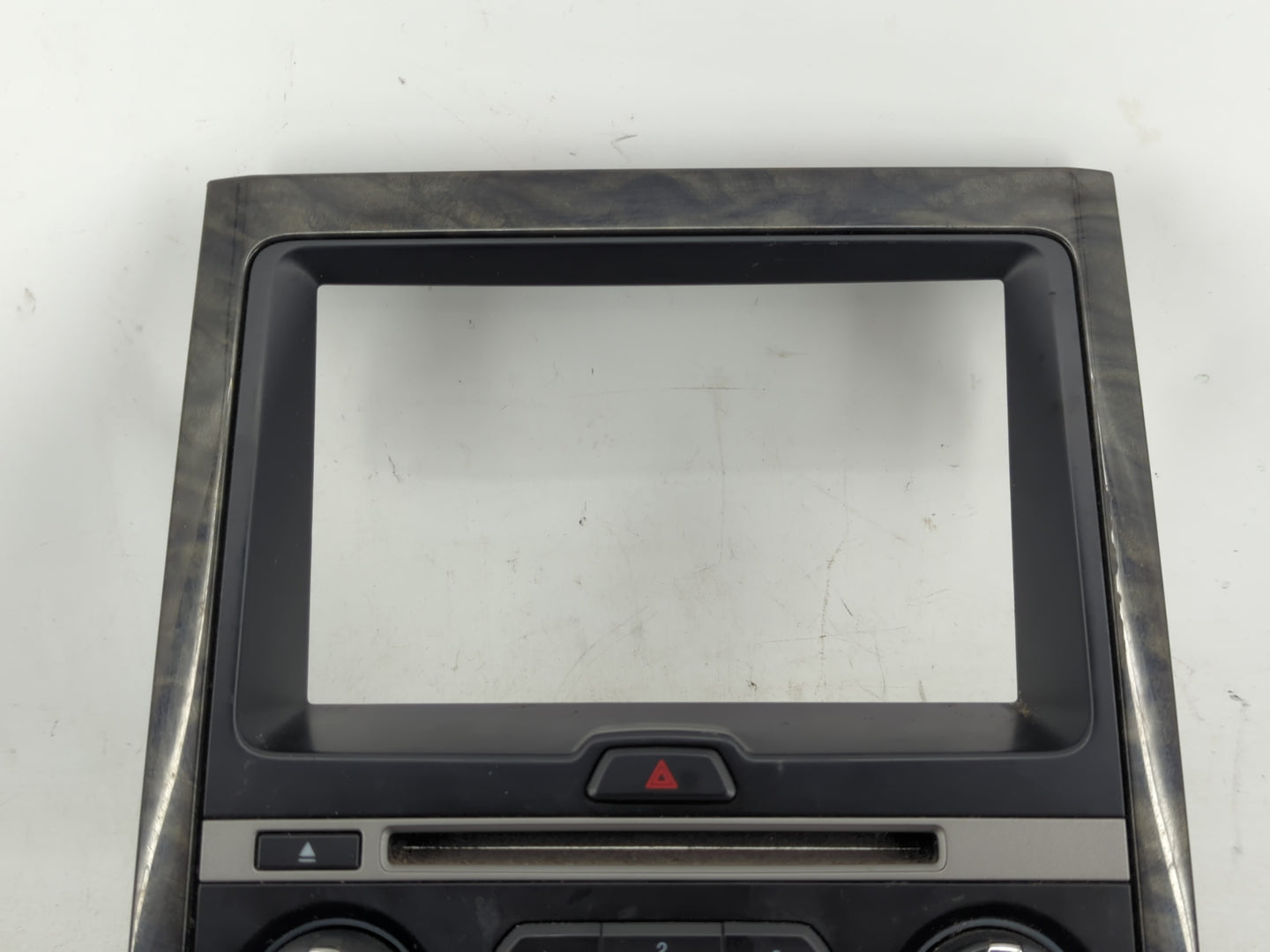 2015-2017 Ford Expedition Radio Control Panel - Oemusedautoparts1.com