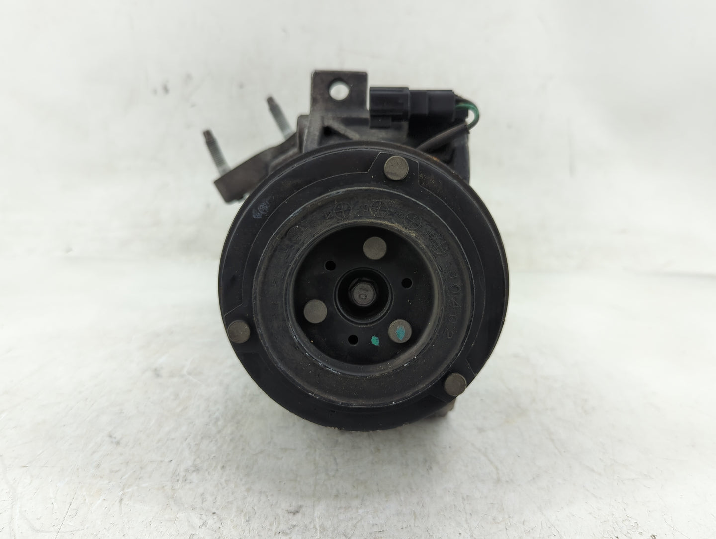 2015-2017 Ford Expedition Air Conditioning A/c Ac Compressor Oem - Oemusedautoparts1.com