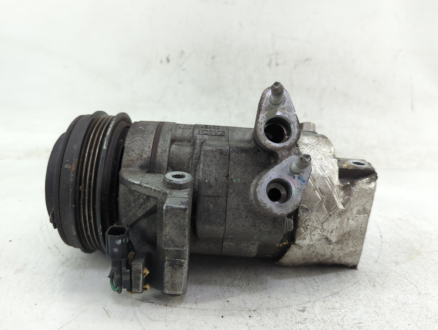 2015-2017 Ford Expedition Air Conditioning A/c Ac Compressor Oem - Oemusedautoparts1.com