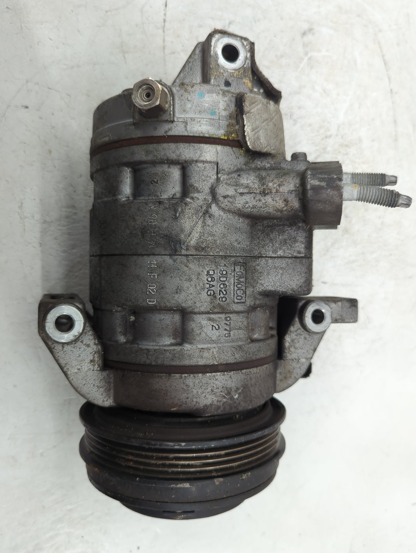2015-2017 Ford Expedition Air Conditioning A/c Ac Compressor Oem - Oemusedautoparts1.com