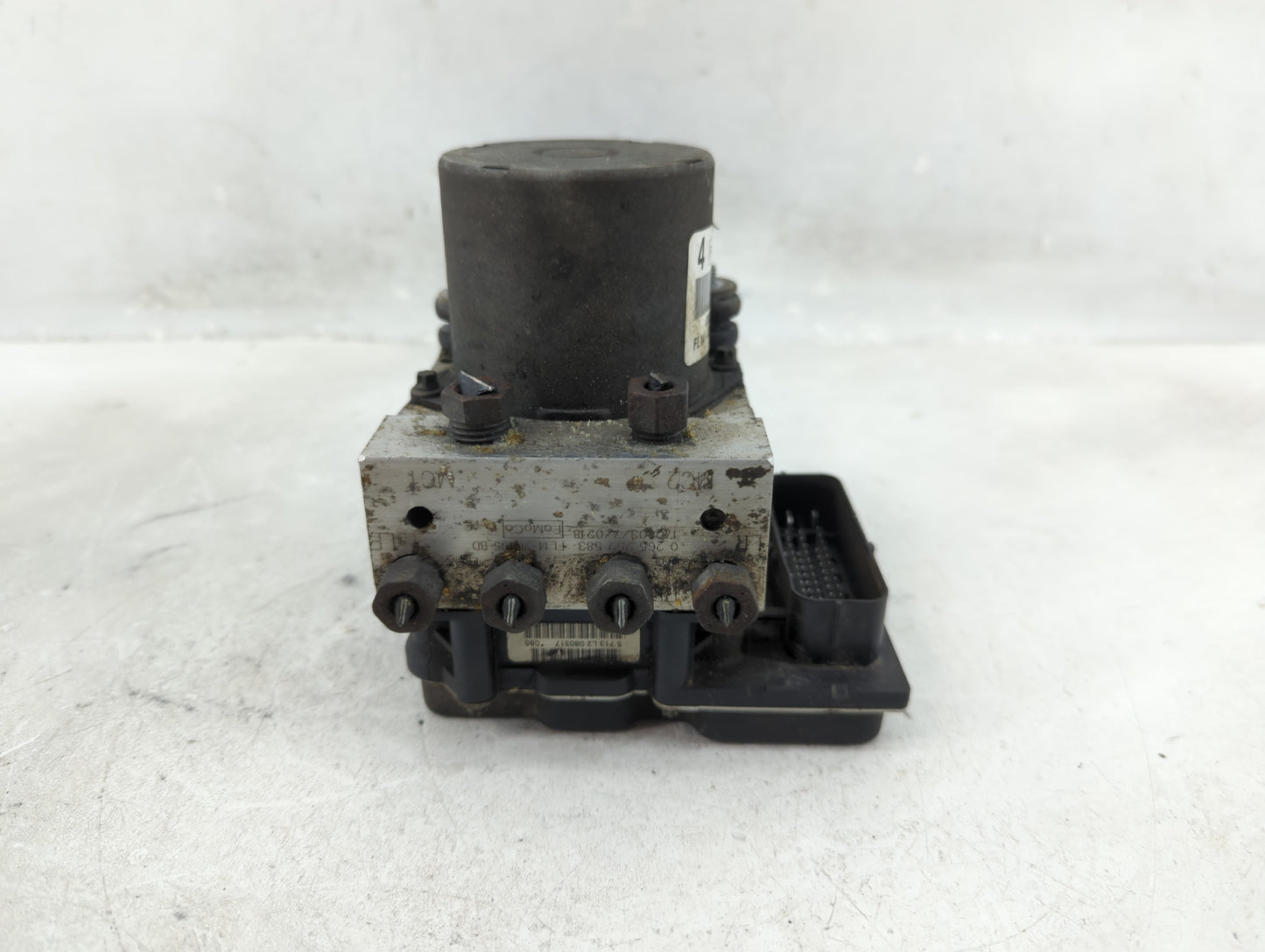 2017 Ford Expedition ABS Pump Control Module Replacement P/N:FL14-2C405-B Fits OEM Used Auto Parts - Oemusedautoparts1.com