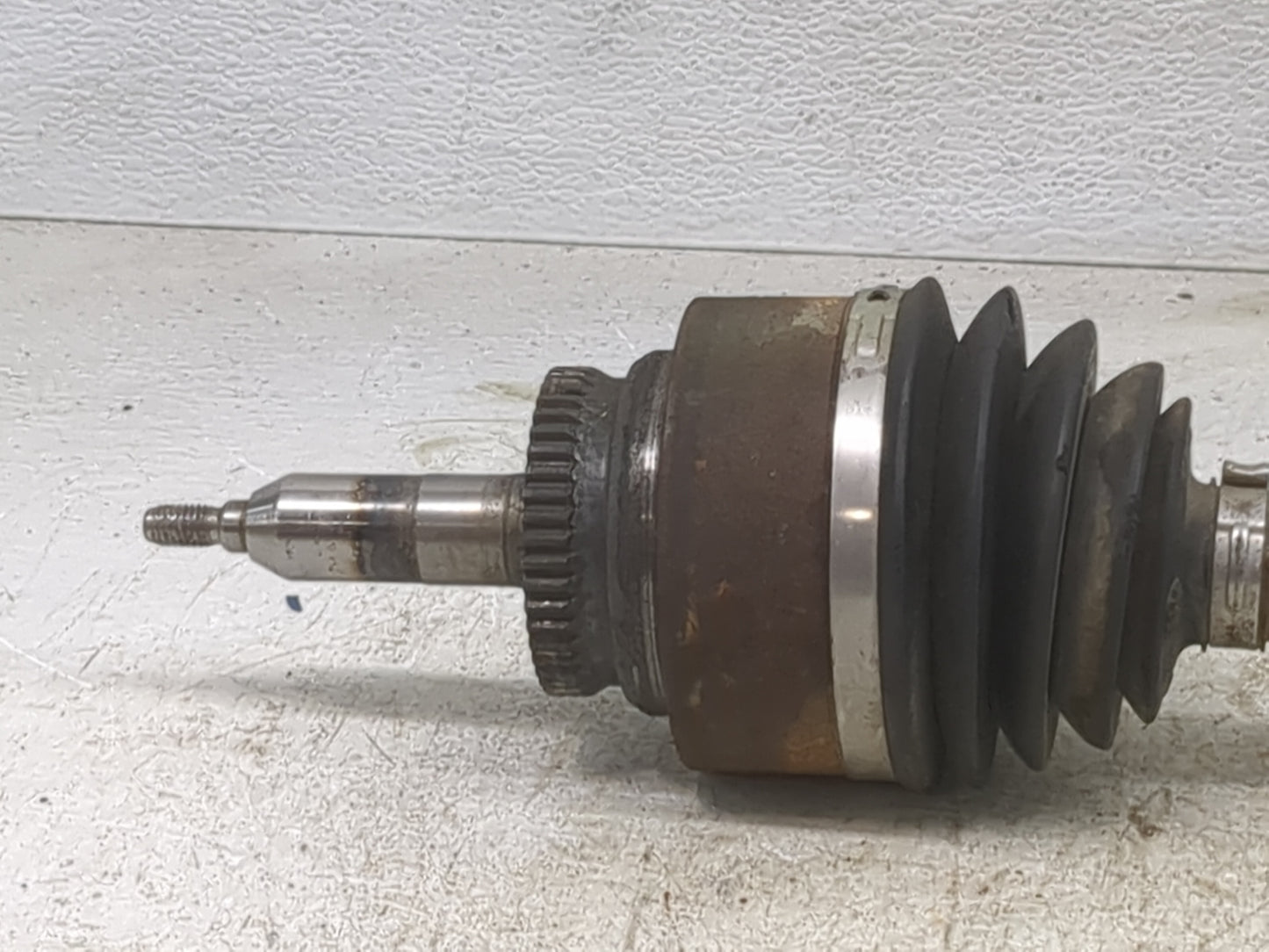 Ford Expedition Axle Shaft Front Driver Cv C/v - Oemusedautoparts1.com