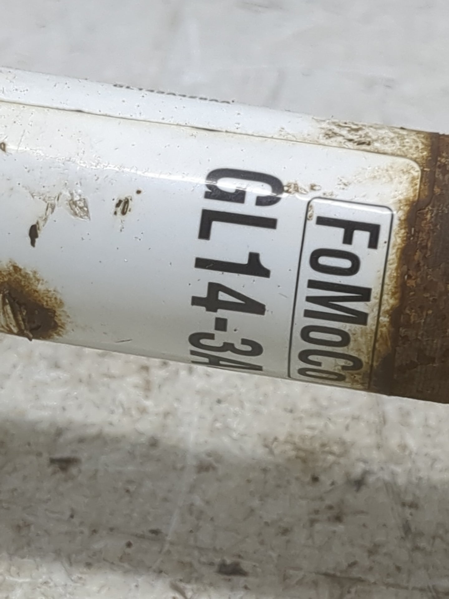Ford Expedition Axle Shaft Front Driver Cv C/v - Oemusedautoparts1.com
