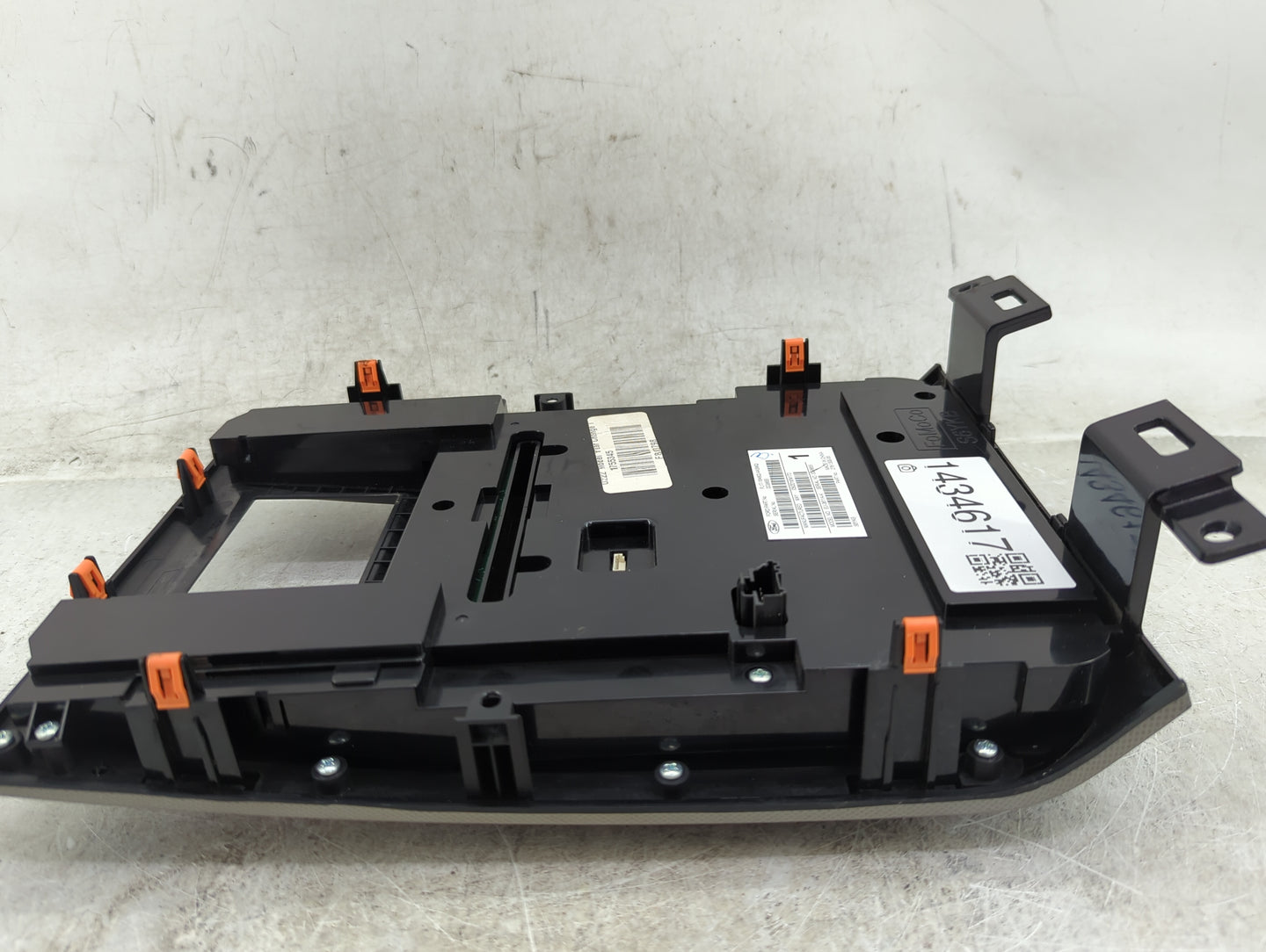 2017 Ford Expedition Radio Control Panel Black - Oemusedautoparts1.com
