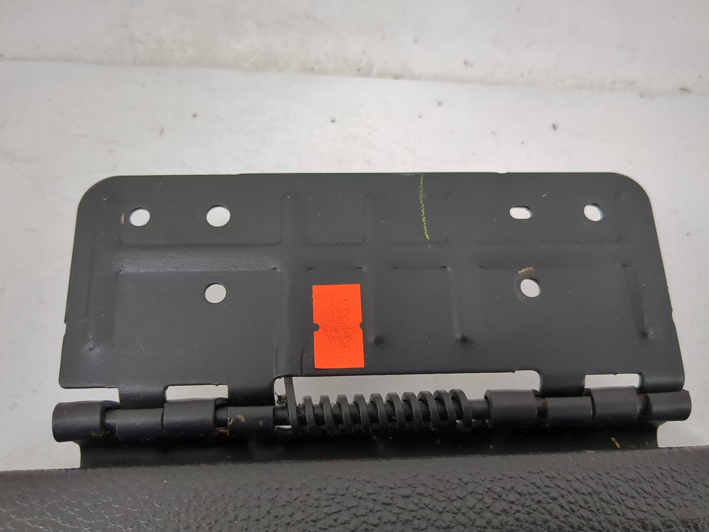 2017 Ford Expedition Center Console Armrest Cover Lid Fits OEM Used Auto Parts - Oemusedautoparts1.com