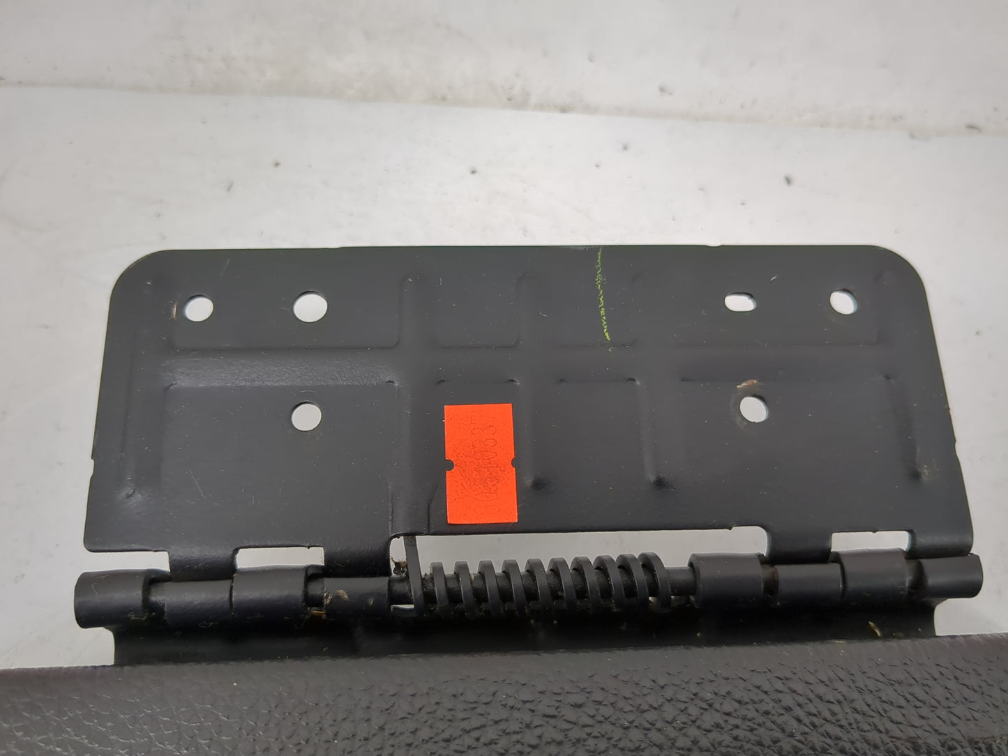 2017 Ford Expedition Center Console Armrest Cover Lid Fits OEM Used Auto Parts - Oemusedautoparts1.com