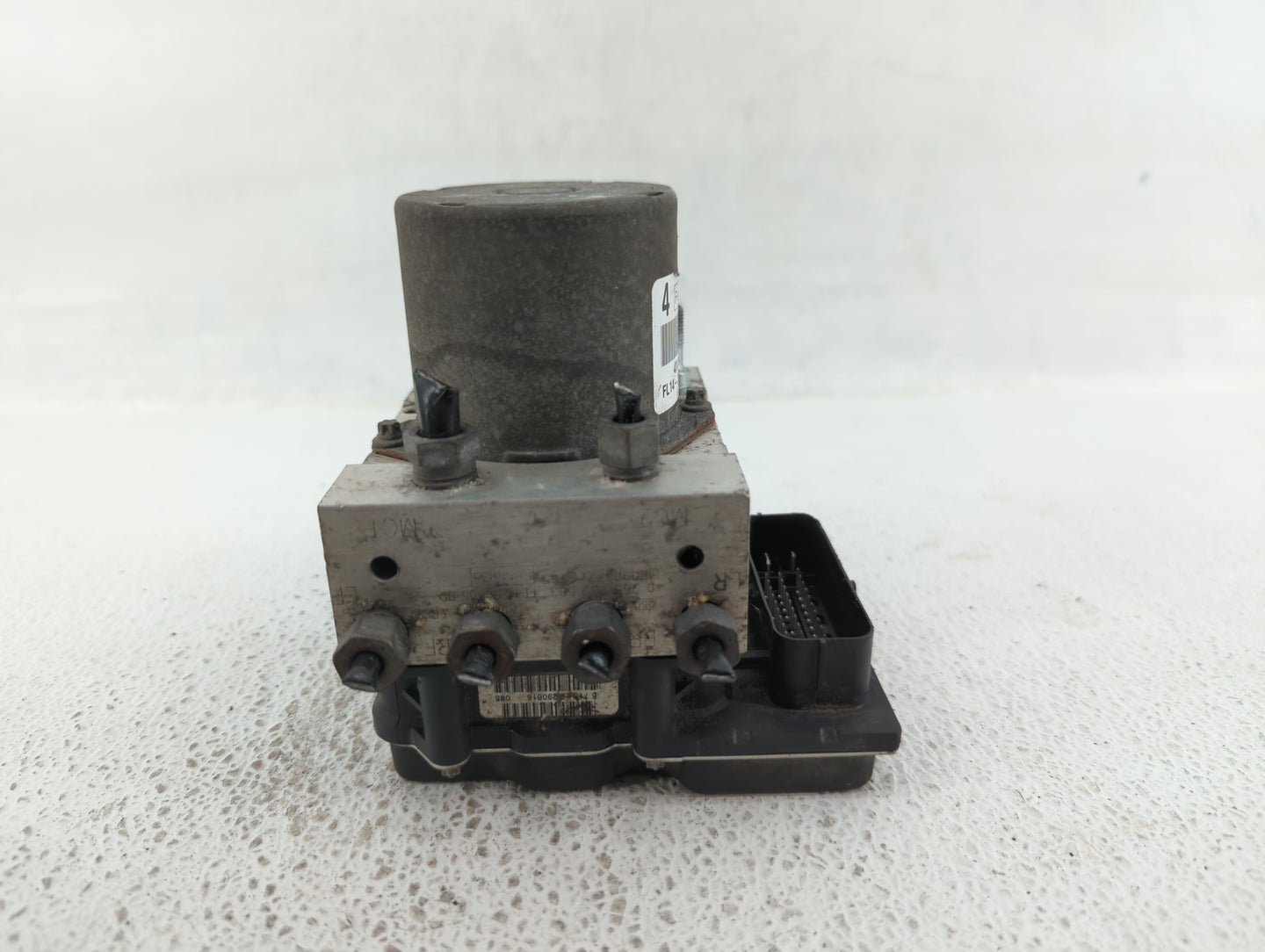 2017 Ford Expedition ABS Pump Control Module Replacement P/N:FL14-2C405-BD Fits OEM Used Auto Parts - Oemusedautoparts1.com