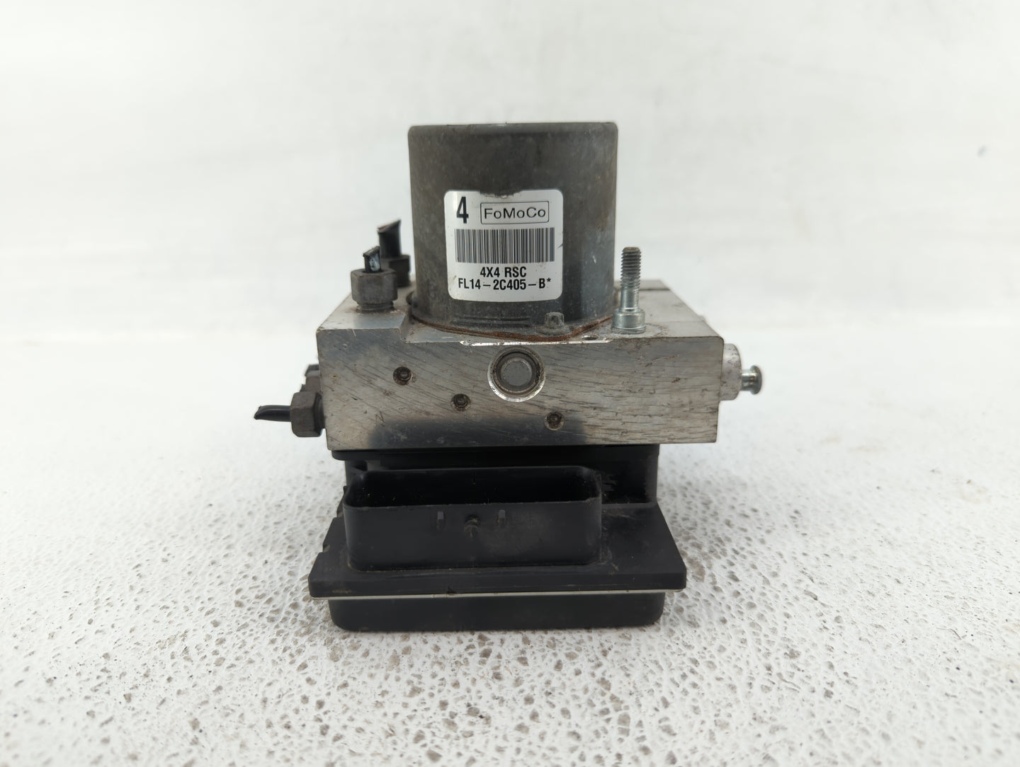 2017 Ford Expedition ABS Pump Control Module Replacement P/N:FL14-2C405-BD Fits OEM Used Auto Parts - Oemusedautoparts1.com