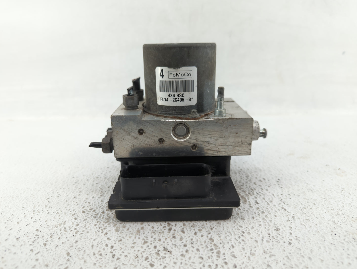 2017 Ford Expedition ABS Pump Control Module Replacement P/N:FL14-2C405-BD Fits OEM Used Auto Parts - Oemusedautoparts1.com