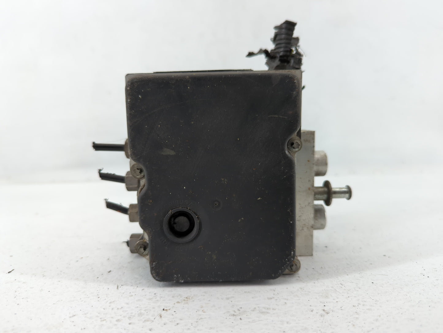 2017 Ford Expedition ABS Pump Control Module Replacement P/N:FL14-2C405-AE Fits OEM Used Auto Parts - Oemusedautoparts1.com