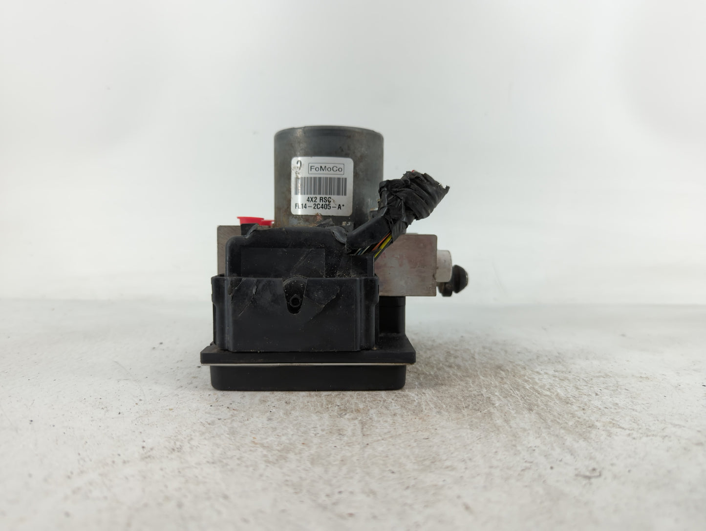 2017 Ford Expedition ABS Pump Control Module Replacement P/N:0 265 252 821 FL14-2C405-AE Fits OEM Used Auto Parts - Oemuseda