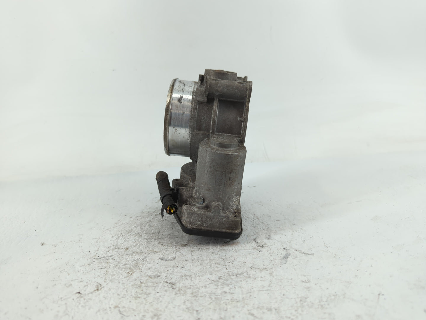 2015-2017 Ford Expedition Throttle Body P/N:163354000641 BL3E-9F991-AH Fits Fits 2011 2012 2013 2014 2015 2016 2017 2018 201