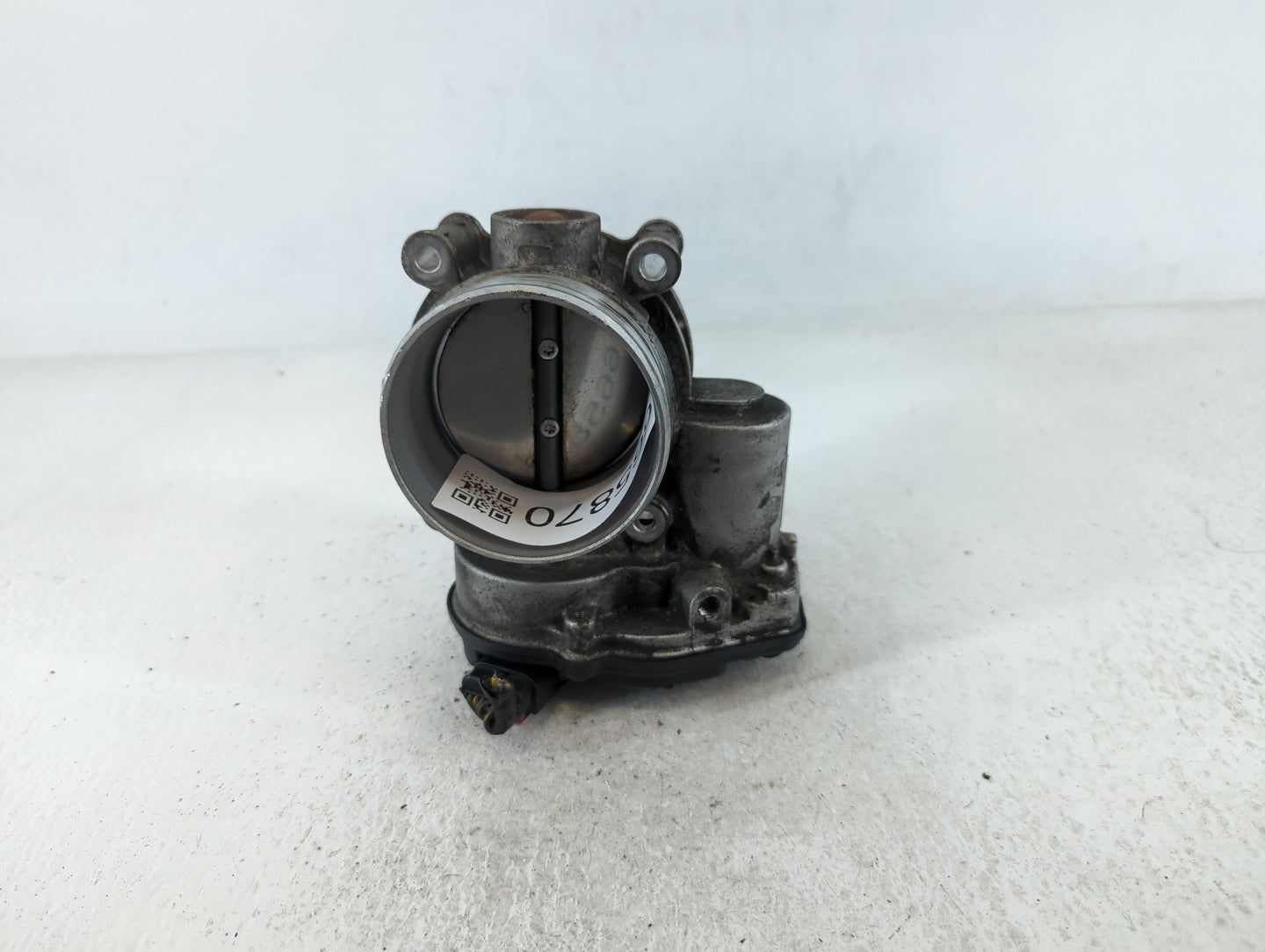 2015-2017 Ford Expedition Throttle Body P/N:163284003760 BL3E-9F991-AH Fits Fits 2011 2012 2013 2014 2015 2016 2017 2018 201
