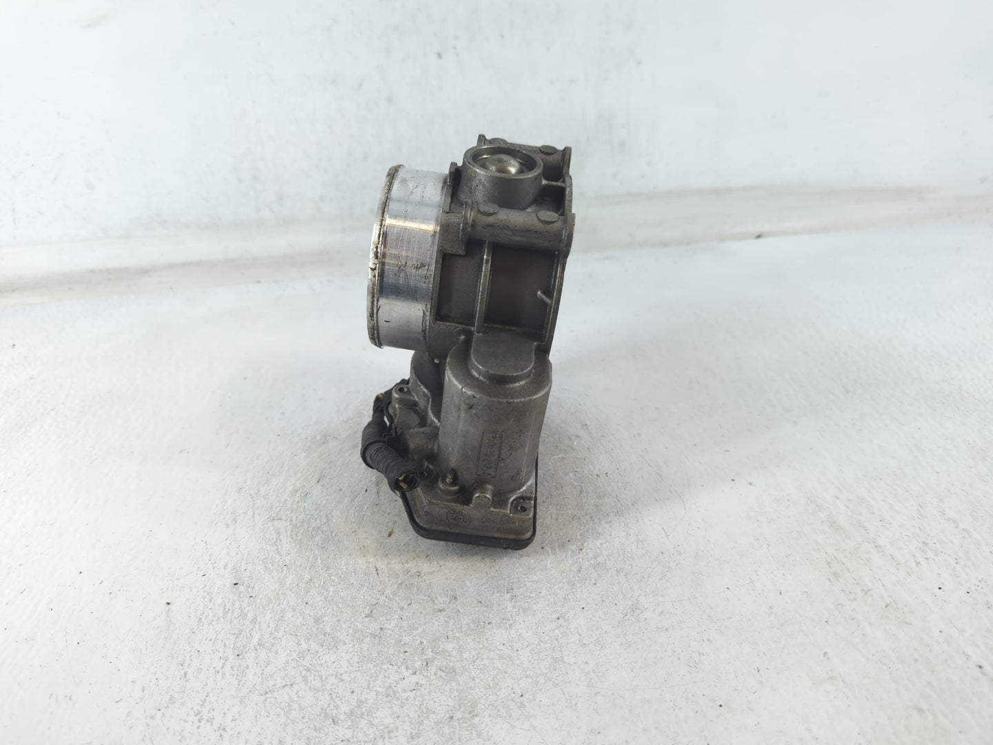 2015-2017 Ford Expedition Throttle Body P/N:BL3E-9F991-AH 162904003355 Fits Fits 2011 2012 2013 2014 2015 2016 2017 2018 201