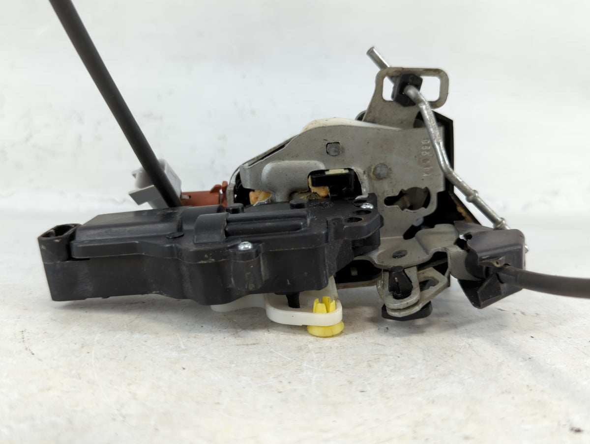 2017 Ford Expedition Front Driver Left Lock Actuator - Oemusedautoparts1.com