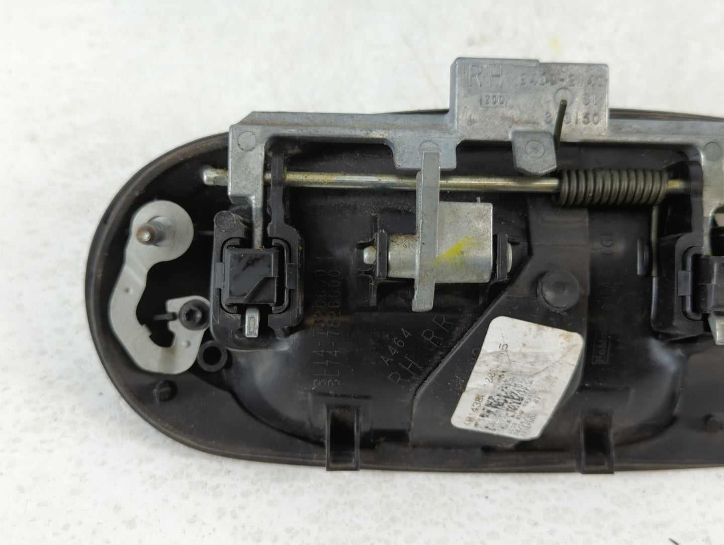 2007 Ford Expedition Passenger Front Right Door Handle Exterior Assembly - Oemusedautoparts1.com