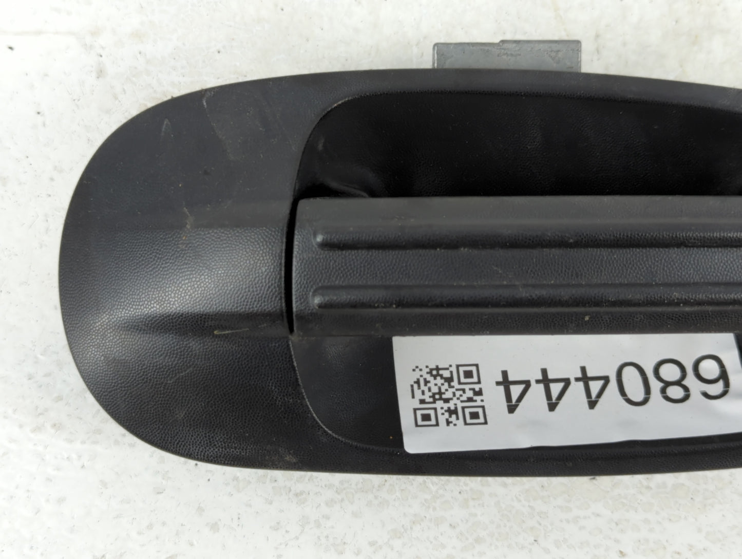 2004 Ford Expedition Passenger Front Right Door Handle Exterior Assembly - Oemusedautoparts1.com