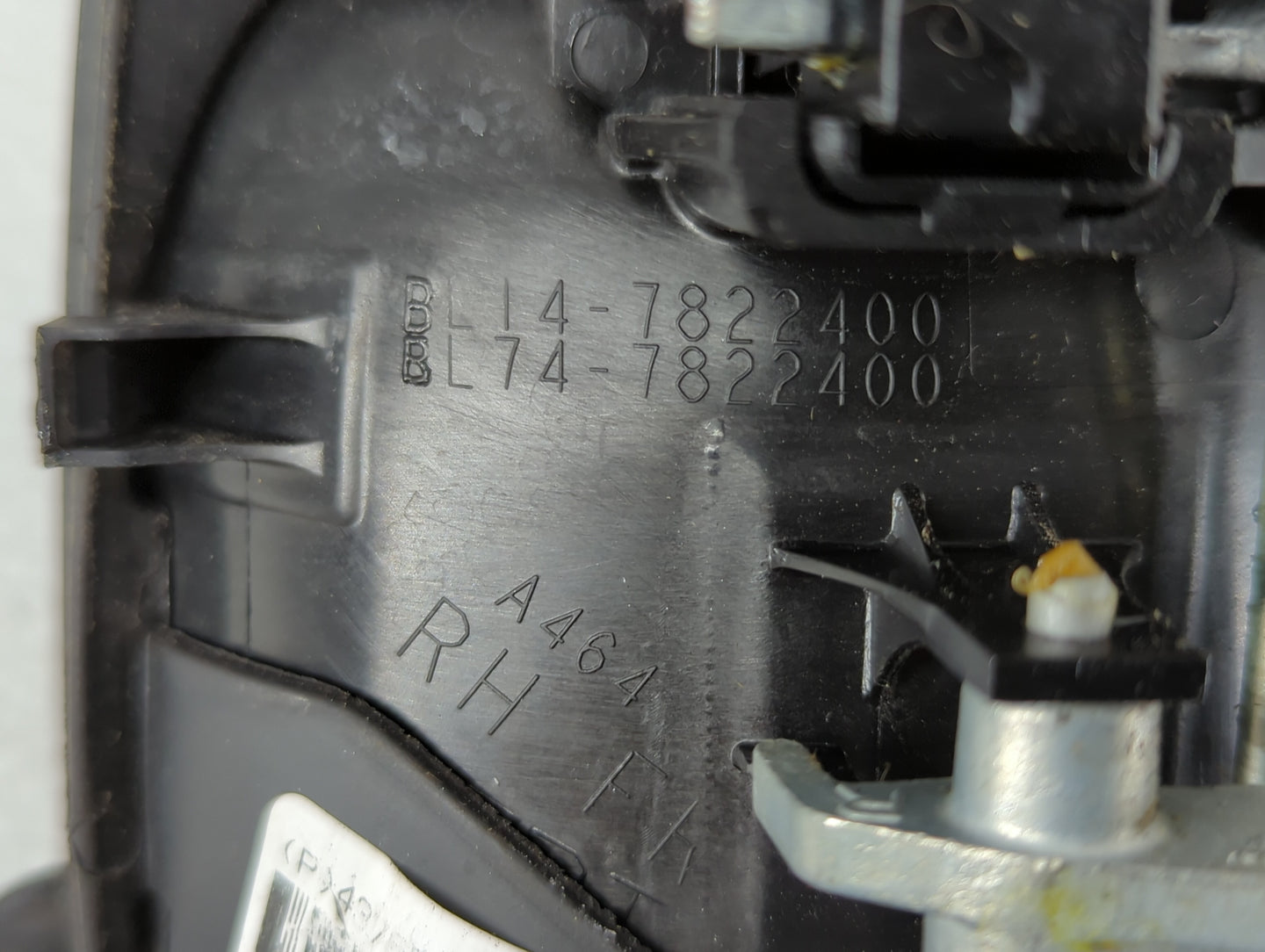 2004 Ford Expedition Passenger Front Right Door Handle Exterior Assembly - Oemusedautoparts1.com