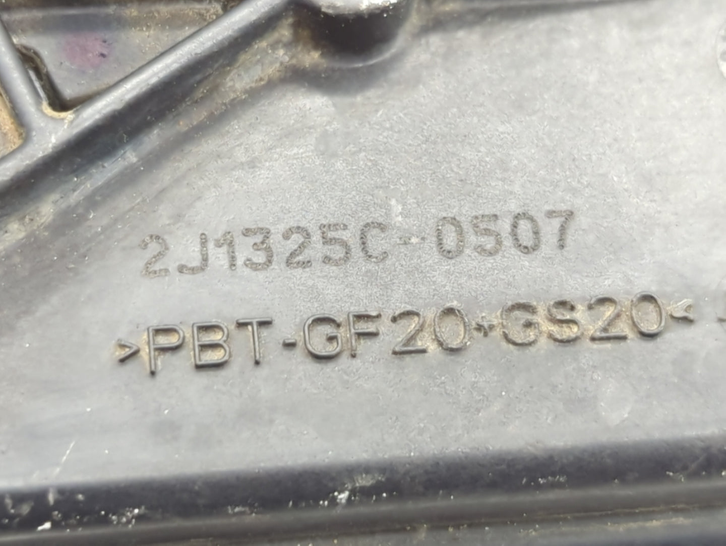 2015-2017 Ford Expedition Throttle Body P/N:PBT-GF20 GS20 2J1325C-0507 Fits Fits 2011 2012 2013 2014 2015 2016 2017 2018 201