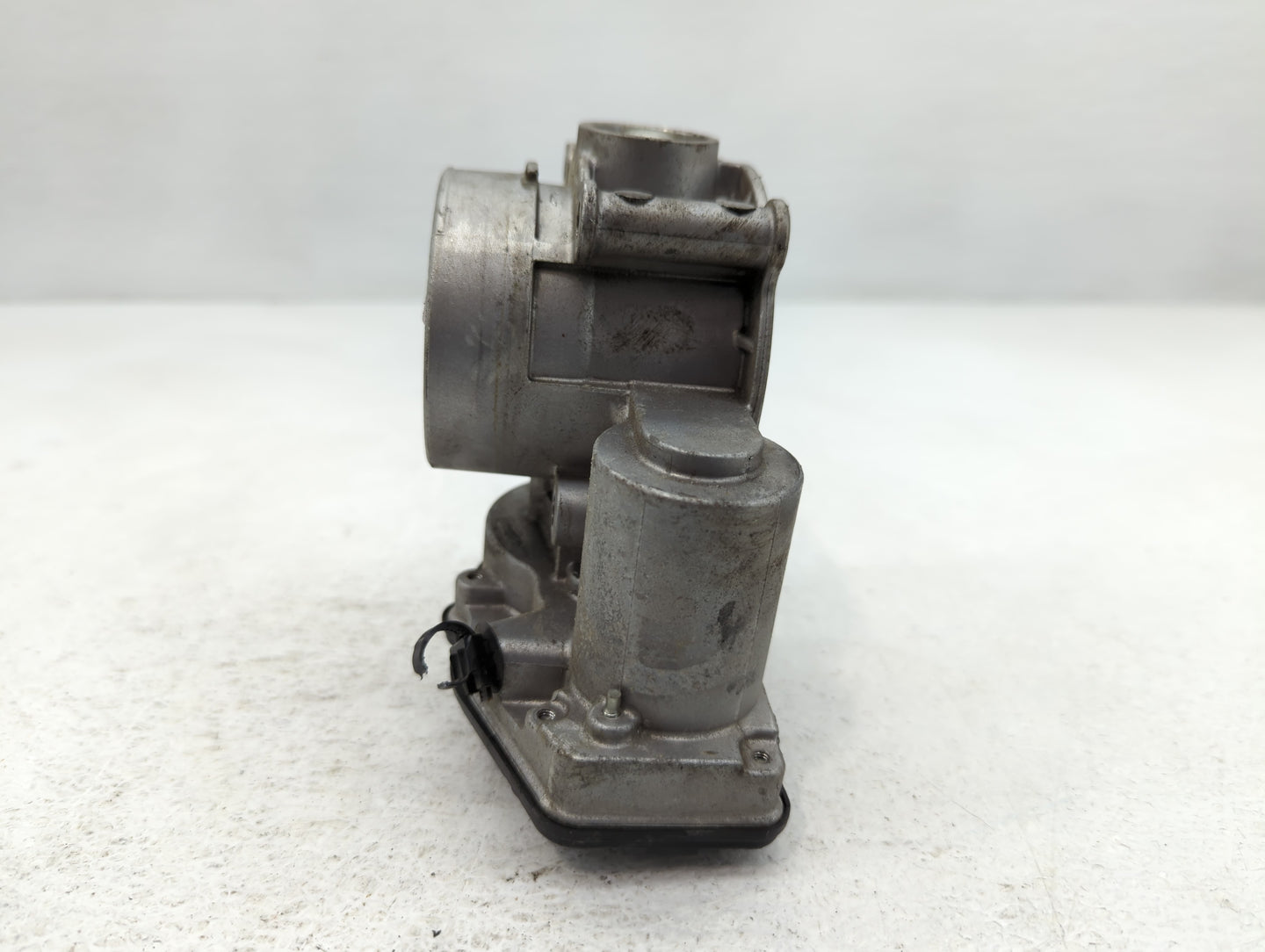 2015-2017 Ford Expedition Throttle Body P/N:PBT-GF20 GS20 4C1714A-1069 Fits Fits 2011 2012 2013 2014 2015 2016 2017 2018 201