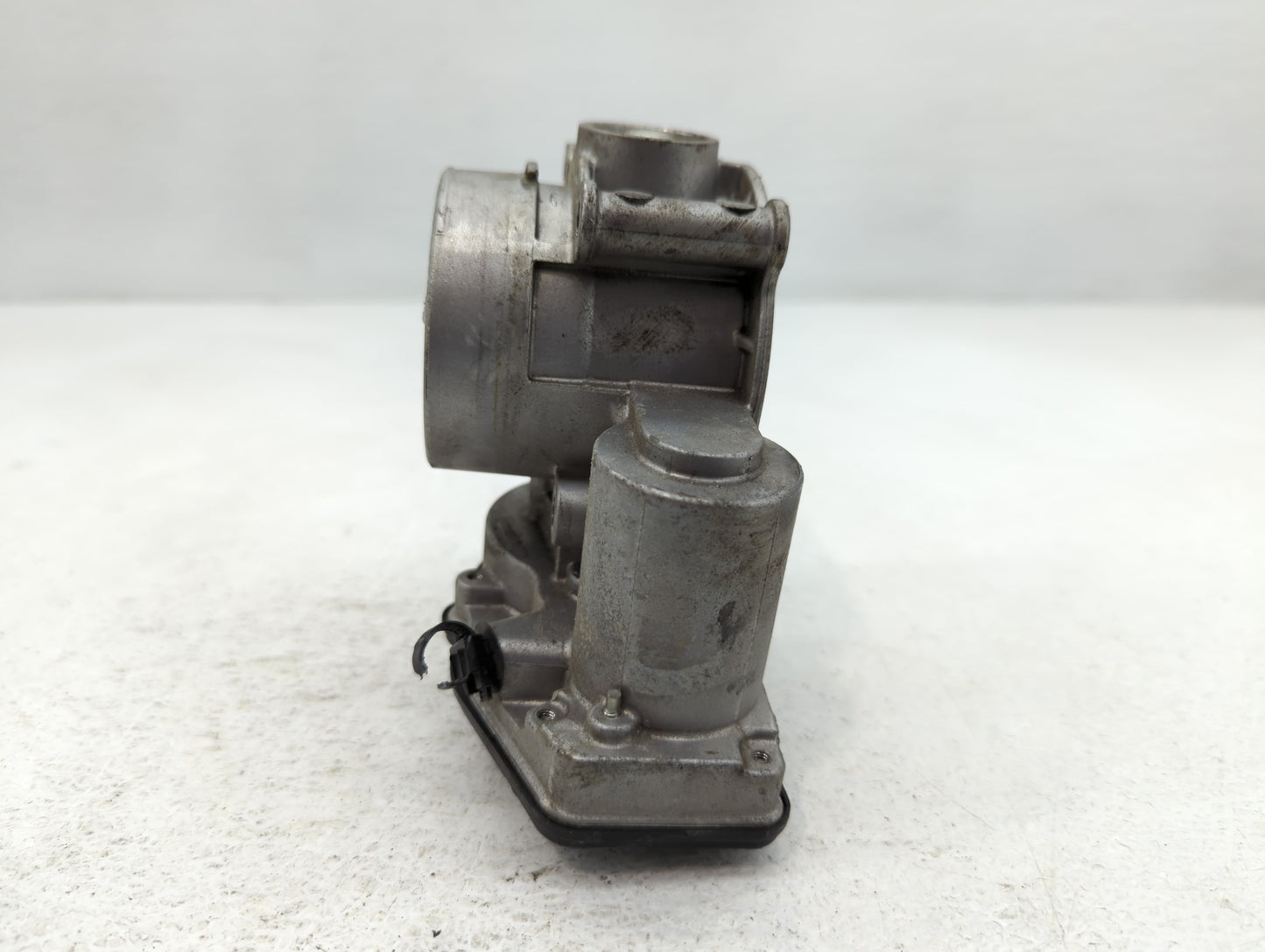 2015-2017 Ford Expedition Throttle Body P/N:PBT-GF20 GS20 4C1714A-1069 Fits Fits 2011 2012 2013 2014 2015 2016 2017 2018 201