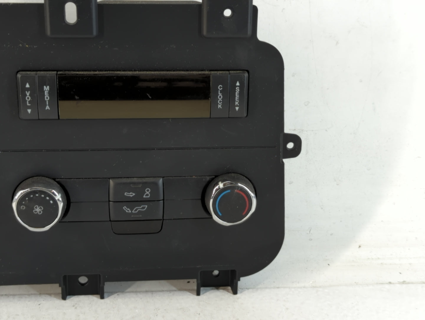 2017 Ford Expedition Climate Control Module Temperature AC/Heater Replacement P/N:FL14-19980-CE Fits OEM Used Auto Parts - O