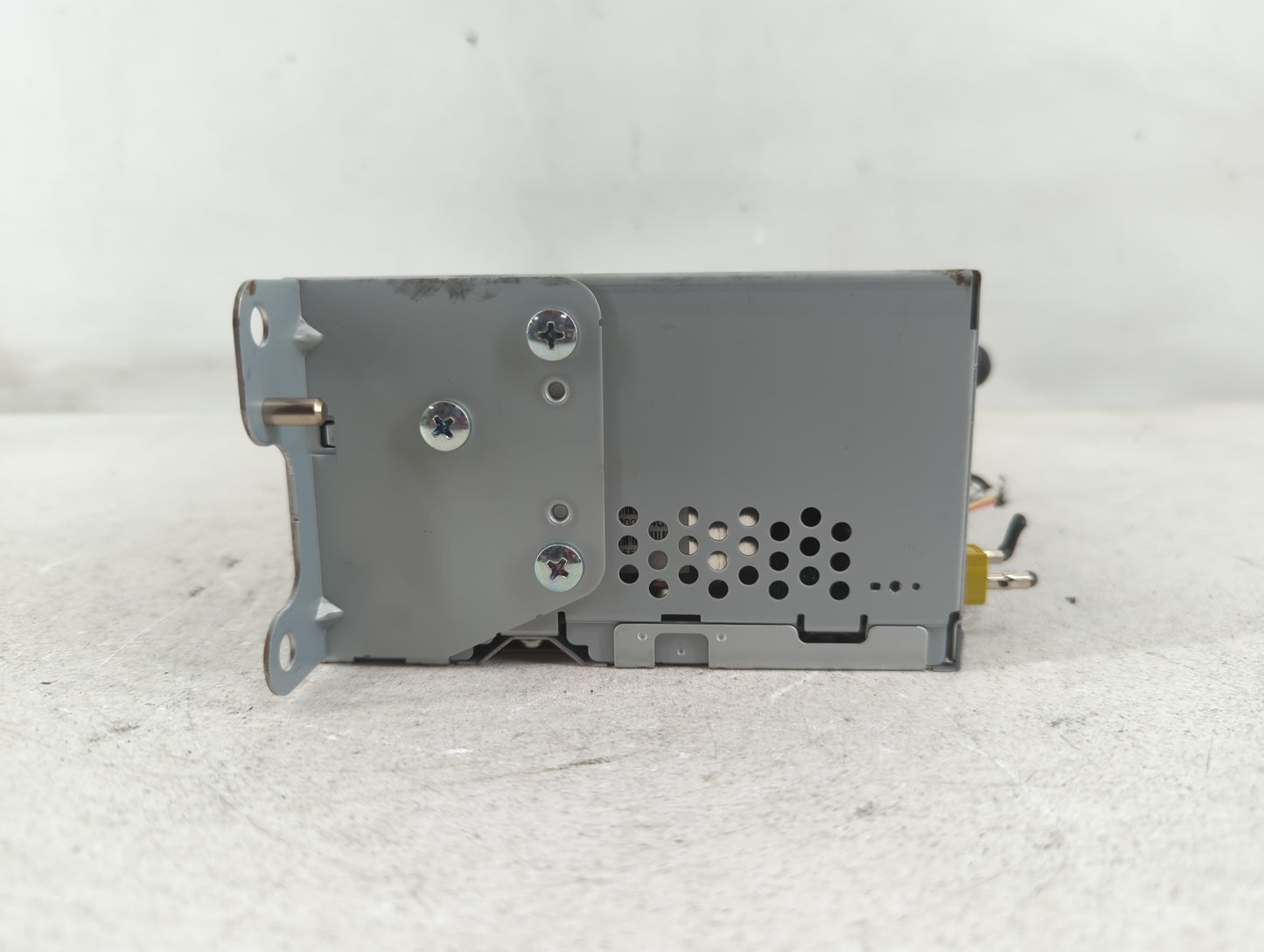2017 Ford Explorer Radio AM FM Cd Player Receiver Replacement P/N:GB5T-19C107-KB Fits OEM Used Auto Parts - Oemusedautoparts