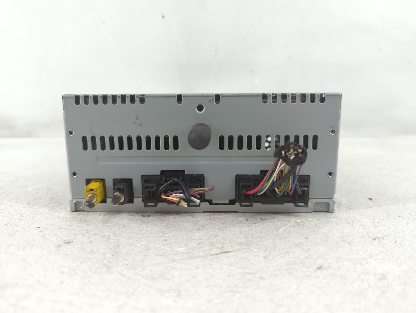 2017 Ford Explorer Radio AM FM Cd Player Receiver Replacement P/N:GB5T-19C107-KB Fits OEM Used Auto Parts - Oemusedautoparts