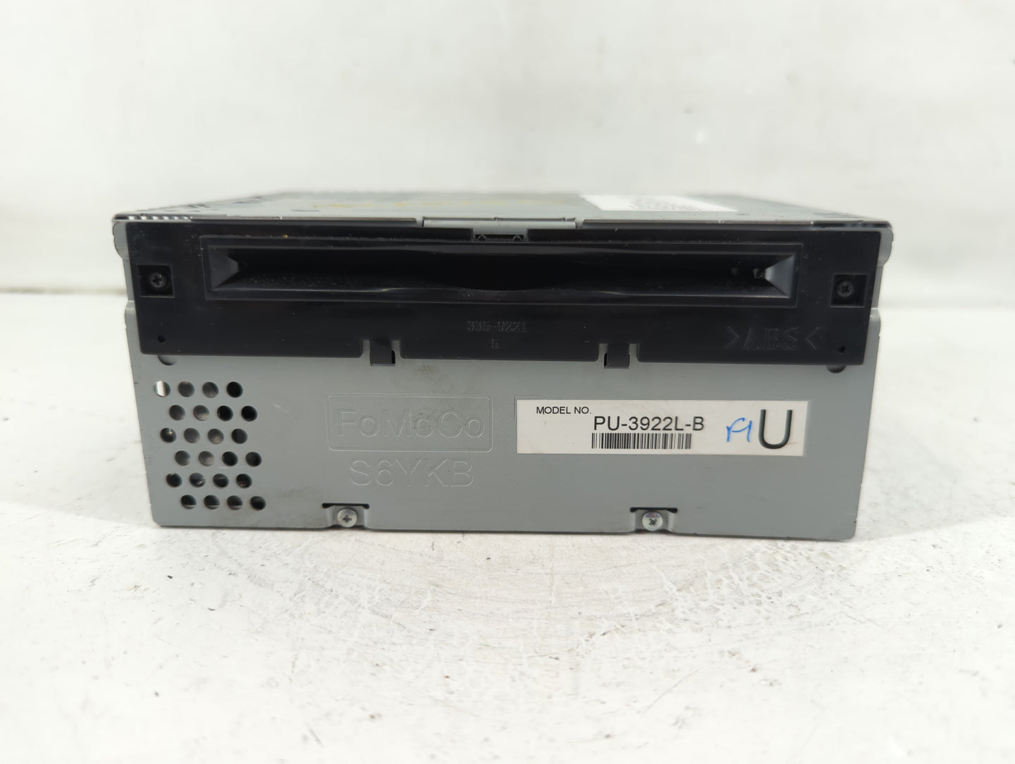 2016-2017 Ford Explorer Radio AM FM Cd Player Receiver Replacement P/N:GB5T-19C107-BG Fits Fits 2016 2017 OEM Used Auto Part