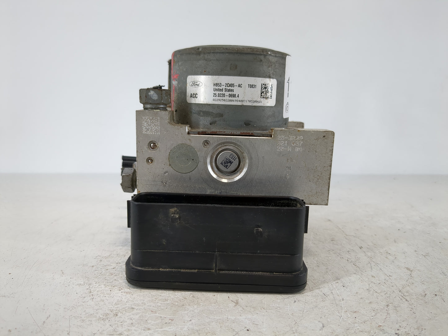 2017 Ford Explorer ABS Pump Control Module Replacement P/N:HB53-2C405-AC Fits OEM Used Auto Parts - Oemusedautoparts1.com