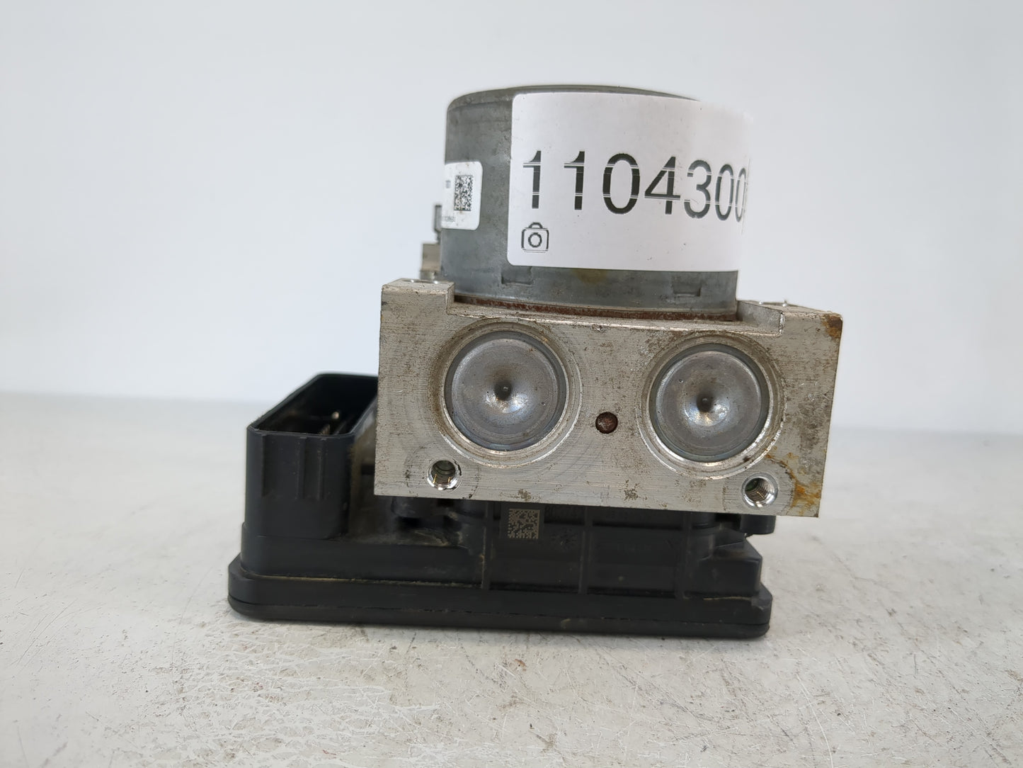 2017 Ford Explorer ABS Pump Control Module Replacement P/N:HB53-2C405-AC Fits OEM Used Auto Parts - Oemusedautoparts1.com