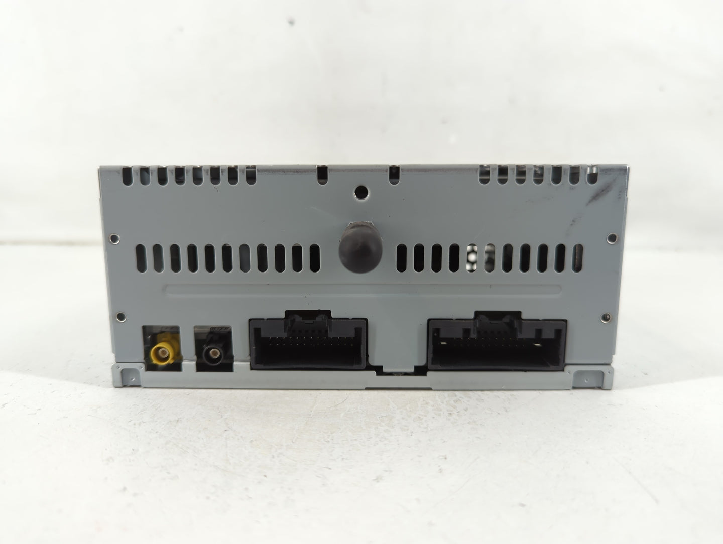 2016-2017 Ford Explorer Radio AM FM Cd Player Receiver Replacement P/N:HB5T-19C107-BA Fits Fits 2016 2017 OEM Used Auto Part