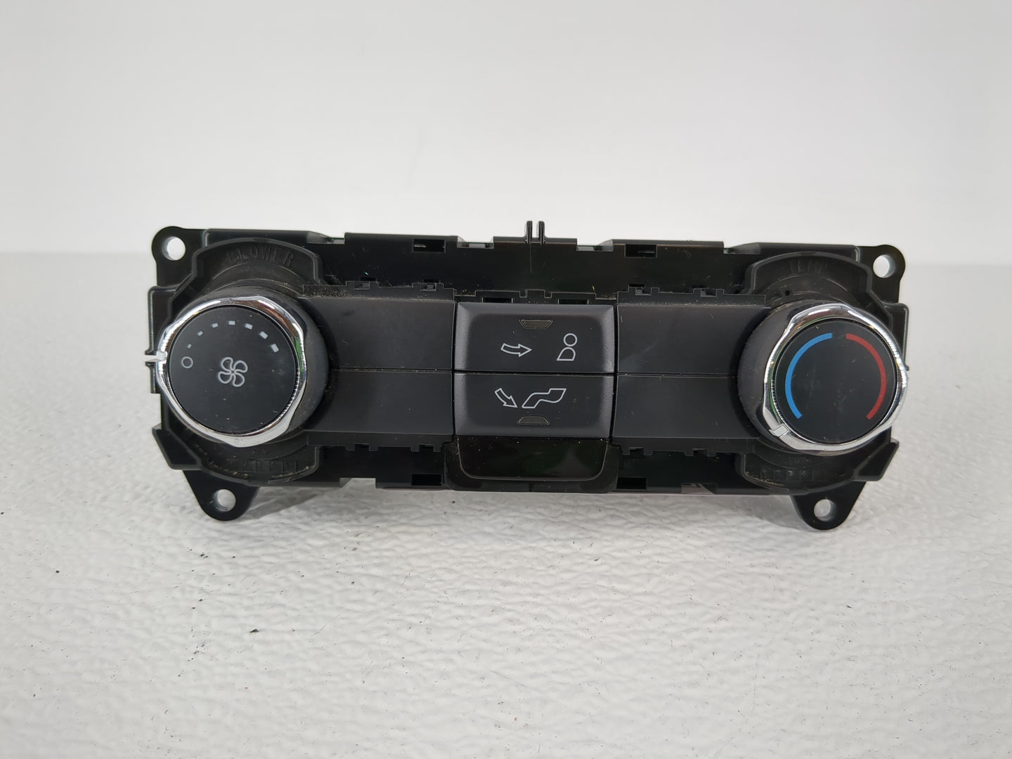 2017 Ford Explorer Climate Control Module Temperature AC/Heater Replacement P/N:GB5T-19980-BE Fits OEM Used Auto Parts - Oem