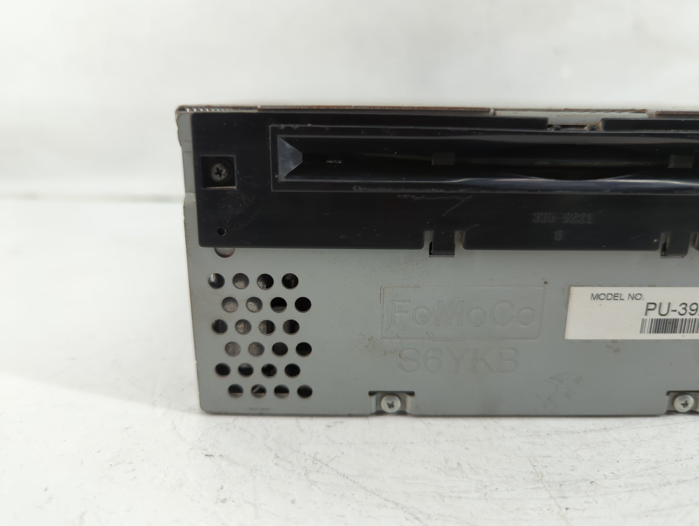 2016-2017 Ford Explorer Radio AM FM Cd Player Receiver Replacement P/N:GB5T-19C107-BA Fits Fits 2016 2017 OEM Used Auto Part