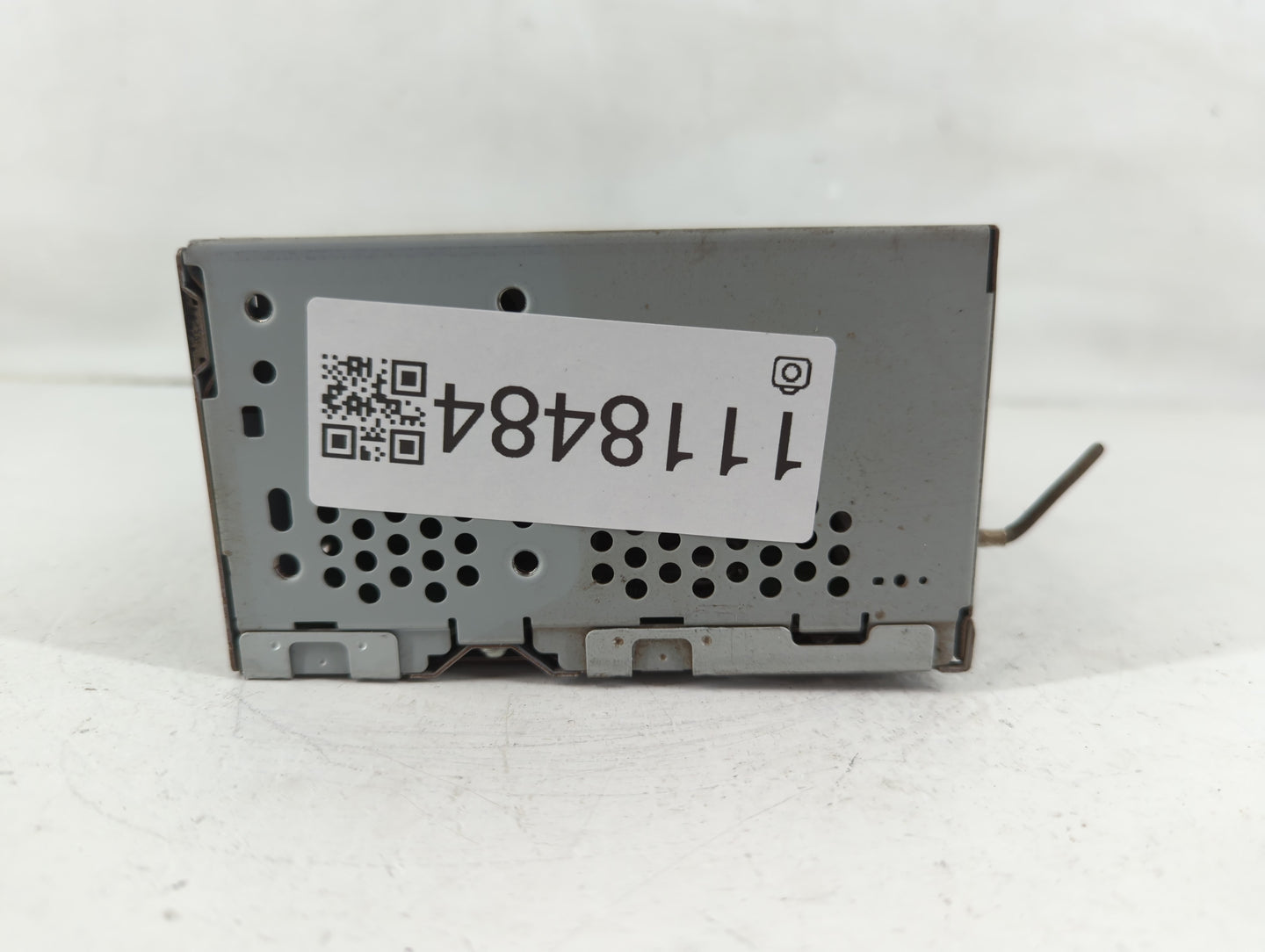 2017 Ford Explorer Radio AM FM Cd Player Receiver Replacement P/N:HB5T-19C107-AA JB5T-18D832-AB Fits OEM Used Auto Parts - O