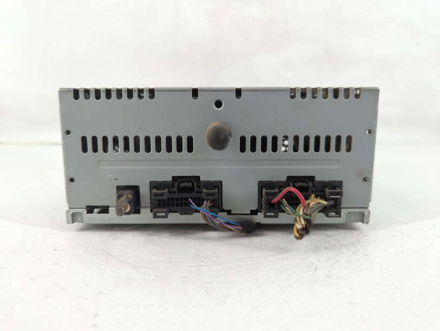 2017 Ford Explorer Radio AM FM Cd Player Receiver Replacement P/N:HB5T-19C107-AA JB5T-18D832-AB Fits OEM Used Auto Parts - O