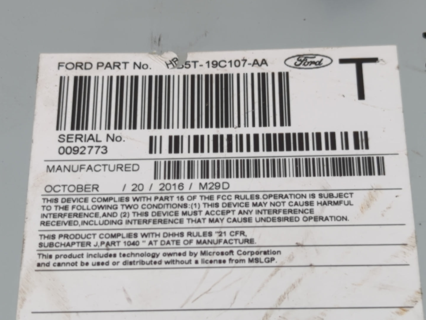 2017 Ford Explorer Radio AM FM Cd Player Receiver Replacement P/N:HB5T-19C107-AA JB5T-18D832-AB Fits OEM Used Auto Parts - O