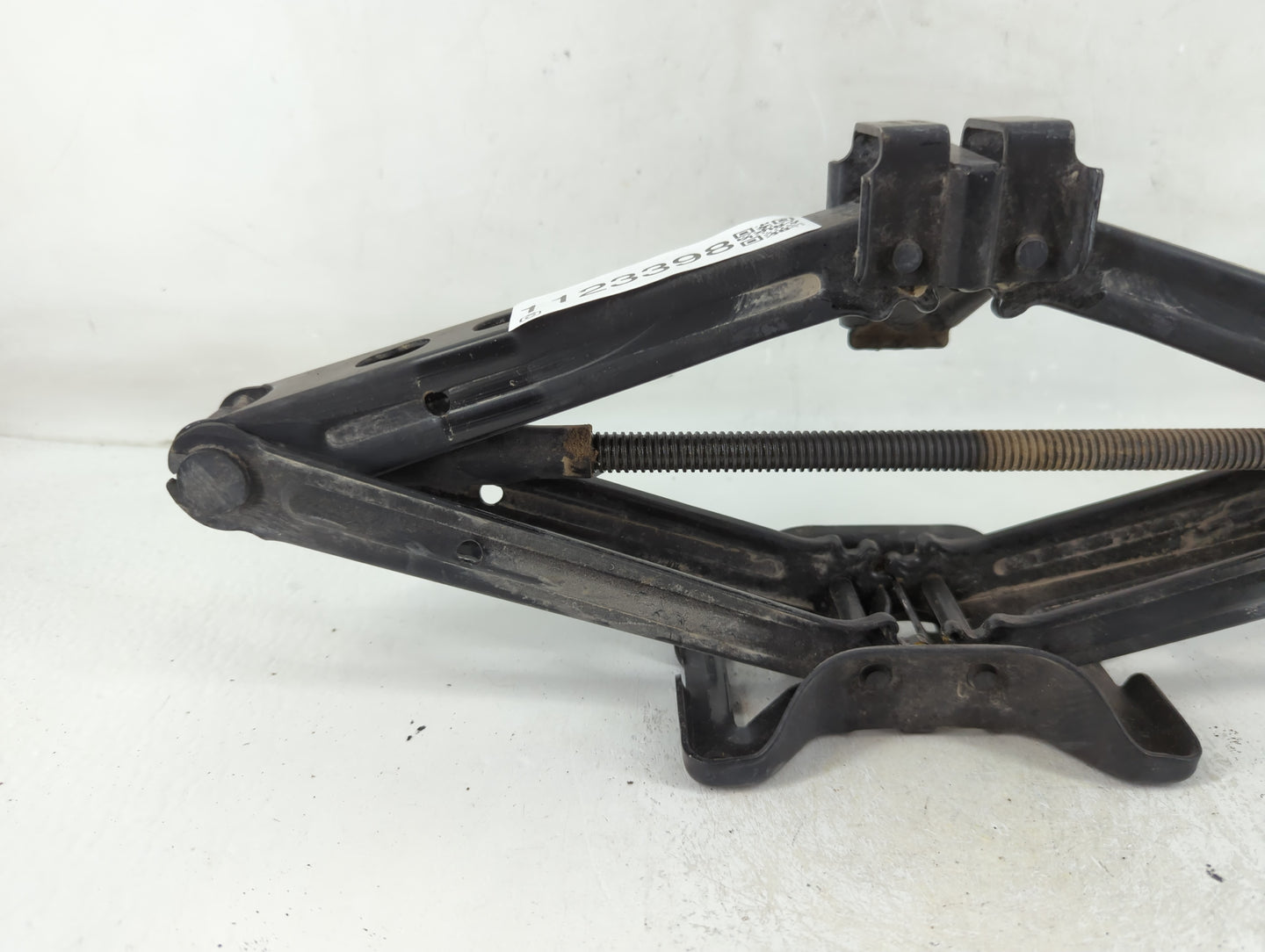 2017 Ford Explorer Spare Scissor Car Jack 1123398 - Oemusedautoparts1.com