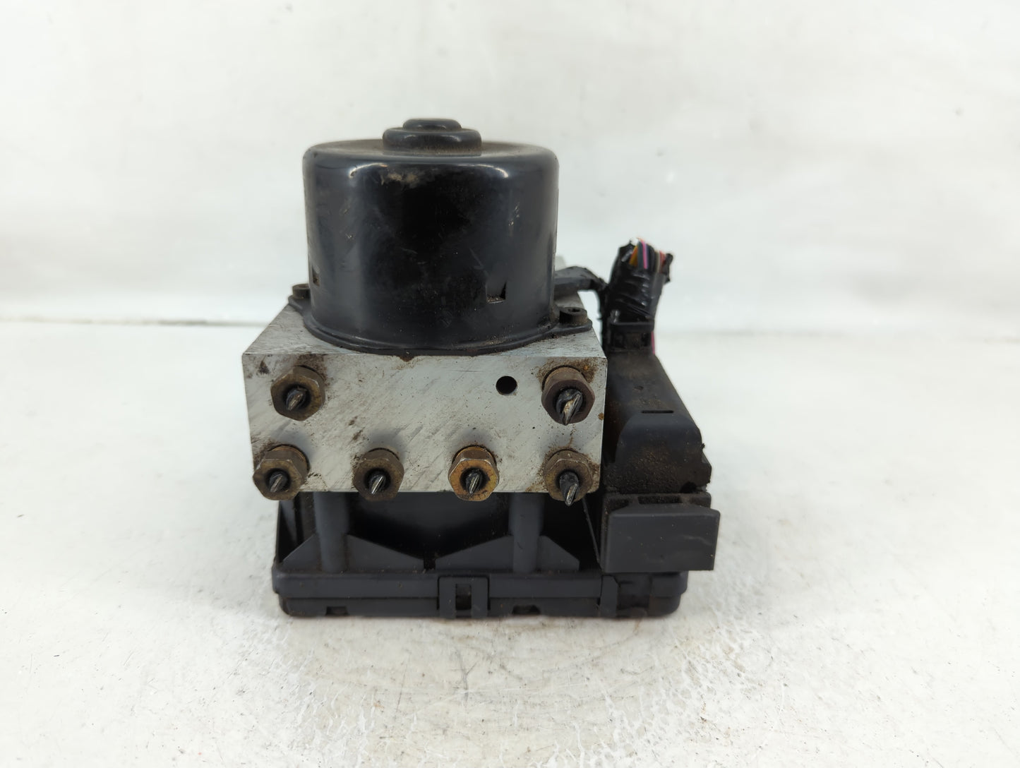 2017 Ford Explorer ABS Pump Control Module Replacement P/N:0511-8186 Fits OEM Used Auto Parts - Oemusedautoparts1.com