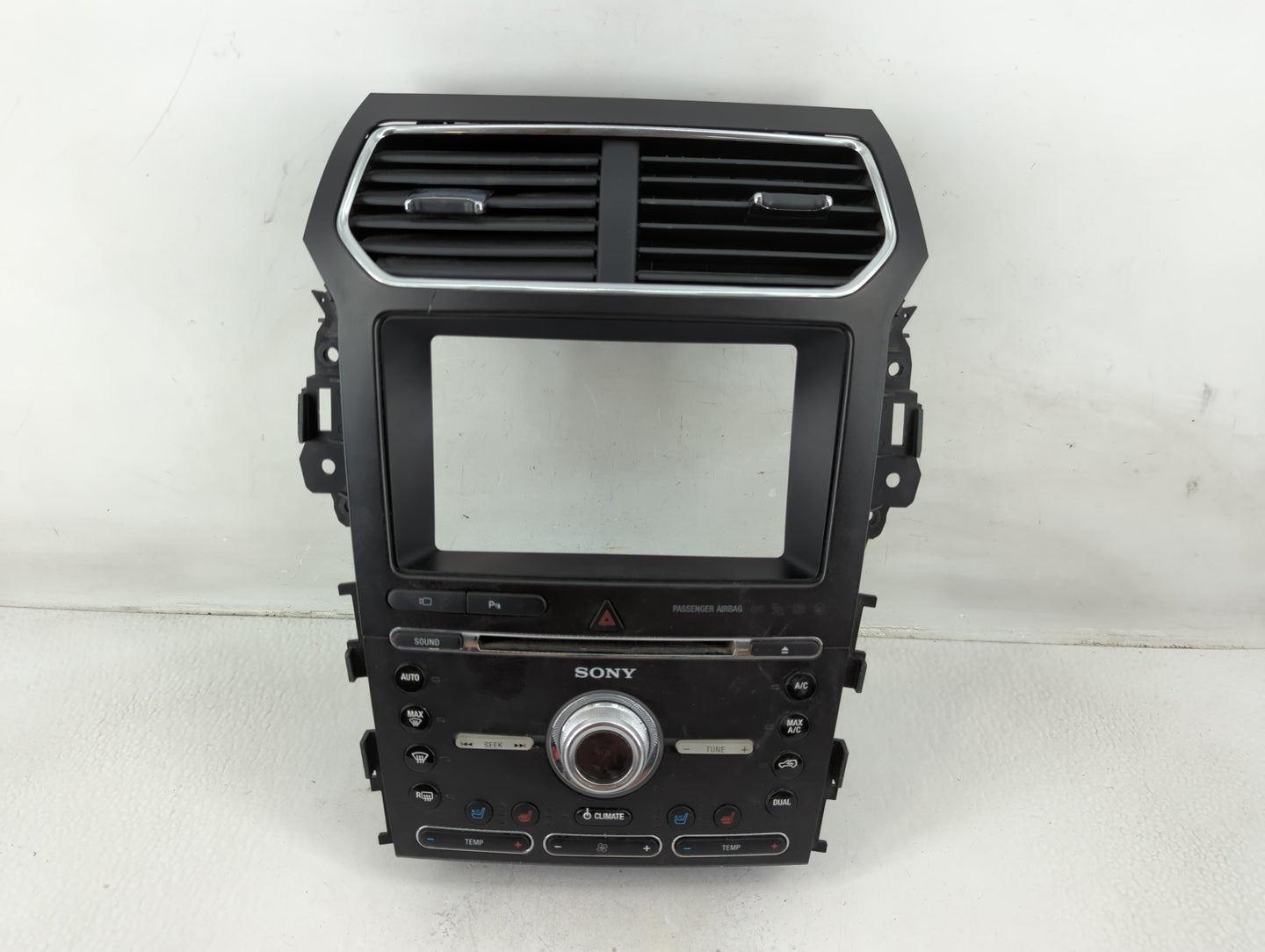 2017 Ford Explorer Radio AM FM Cd Player Receiver Replacement P/N:HB5T-18A802-HA Fits OEM Used Auto Parts - Oemusedautoparts
