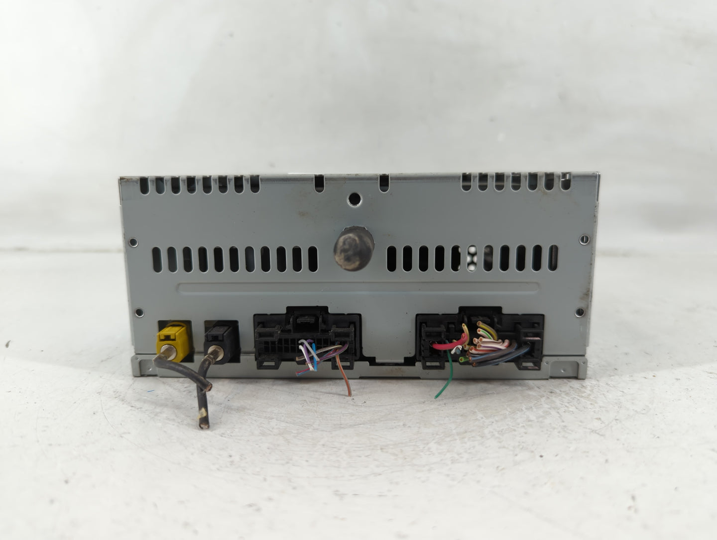 2017 Ford Explorer Radio AM FM Cd Player Receiver Replacement P/N:HB5T-19C107-BA Fits OEM Used Auto Parts - Oemusedautoparts