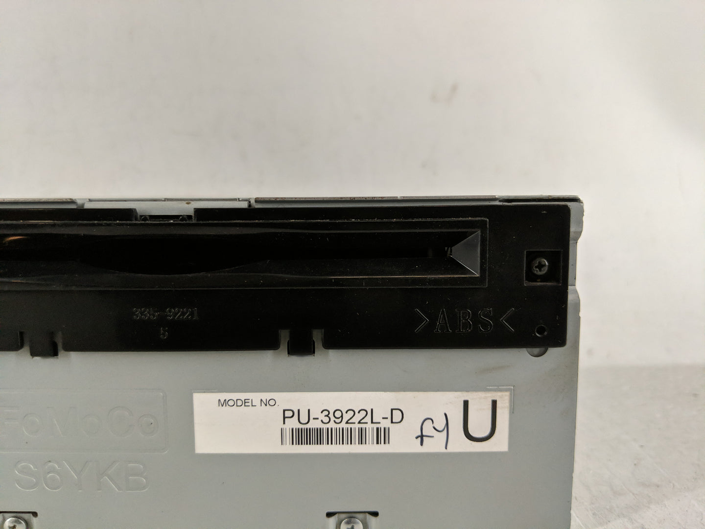 2016-2017 Ford Explorer Radio AM FM Cd Player Receiver Replacement P/N:HB5T-19C107-BB Fits Fits 2016 2017 OEM Used Auto Part